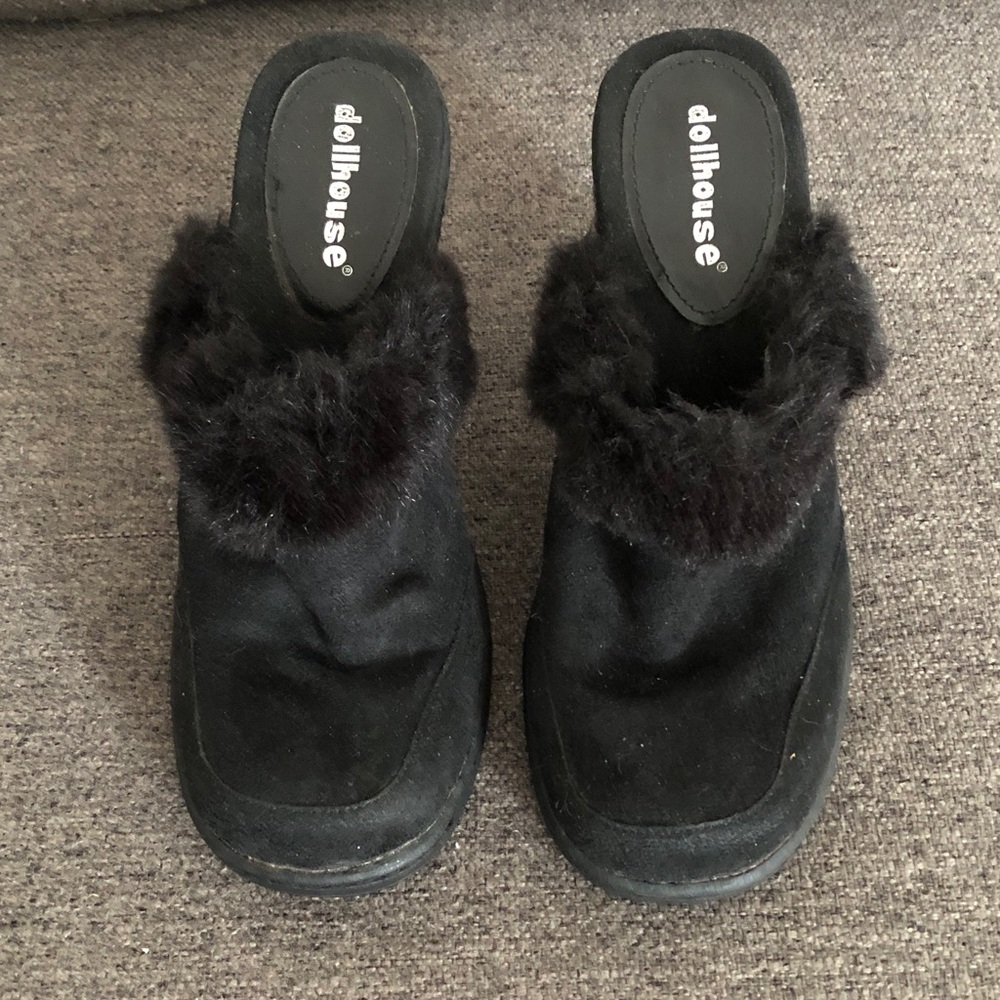 Dollhouse Black Faux Fur-Trimmed Mules